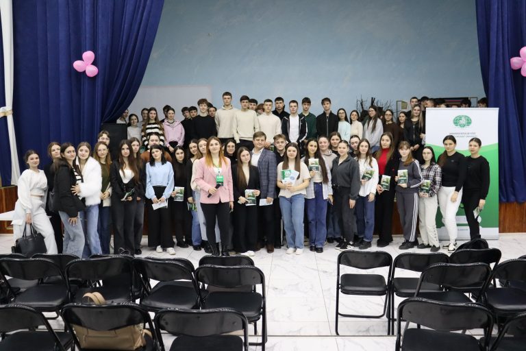 USARB în vizită la Liceul Teoretic „Mihai Eminescu” din Fălești