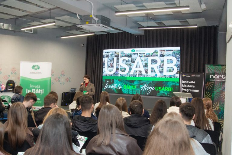 Elevii din Briceni au testat viața de student la USARB